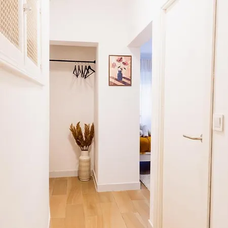 Ourique Charm - Near The Market & Metro Lisboa
